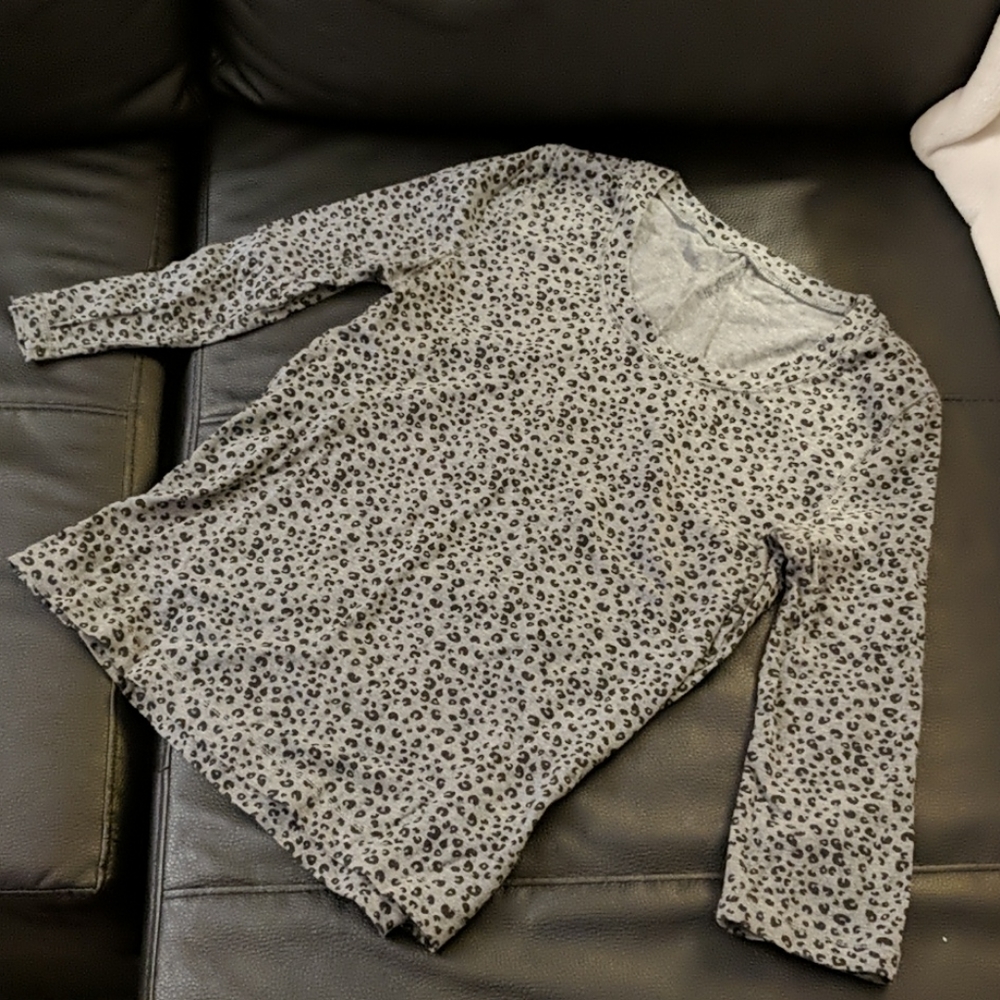 NWOT Grey Cheetah 3/4 sleeve top